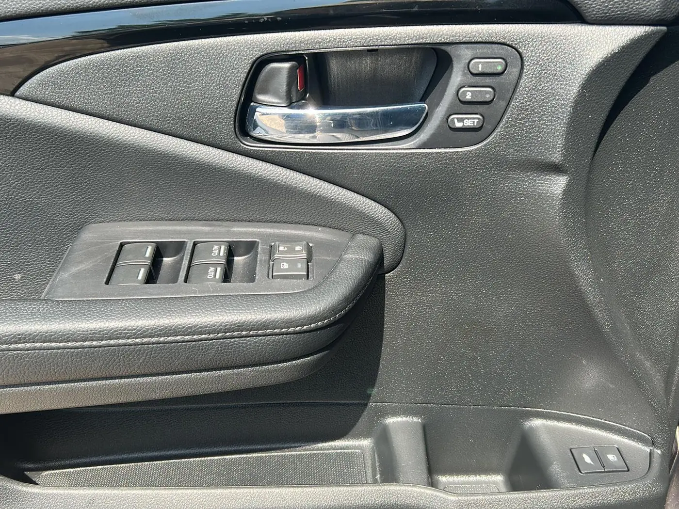 2019 Honda Pilot - $23,725