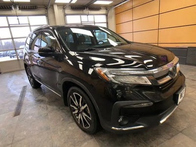 Photo of a 2019 Honda Pilot AWD Elite 4DR SUV for sale