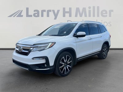Photo of a 2020 Honda Pilot AWD Elite 4DR SUV for sale
