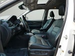 2016 Pilot Thumbnail 9