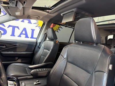 Photo of a 2017 Honda Pilot AWD Elite 4DR SUV for sale