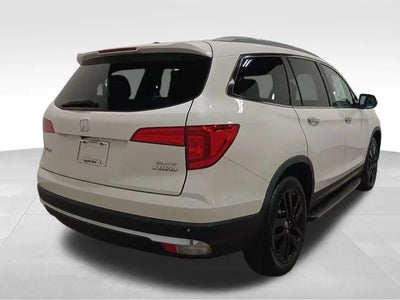 Photo of a 2018 Honda Pilot AWD Elite 4DR SUV for sale