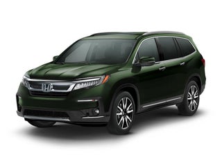 2020 Honda Pilot with Platinum White Pearl Exterior