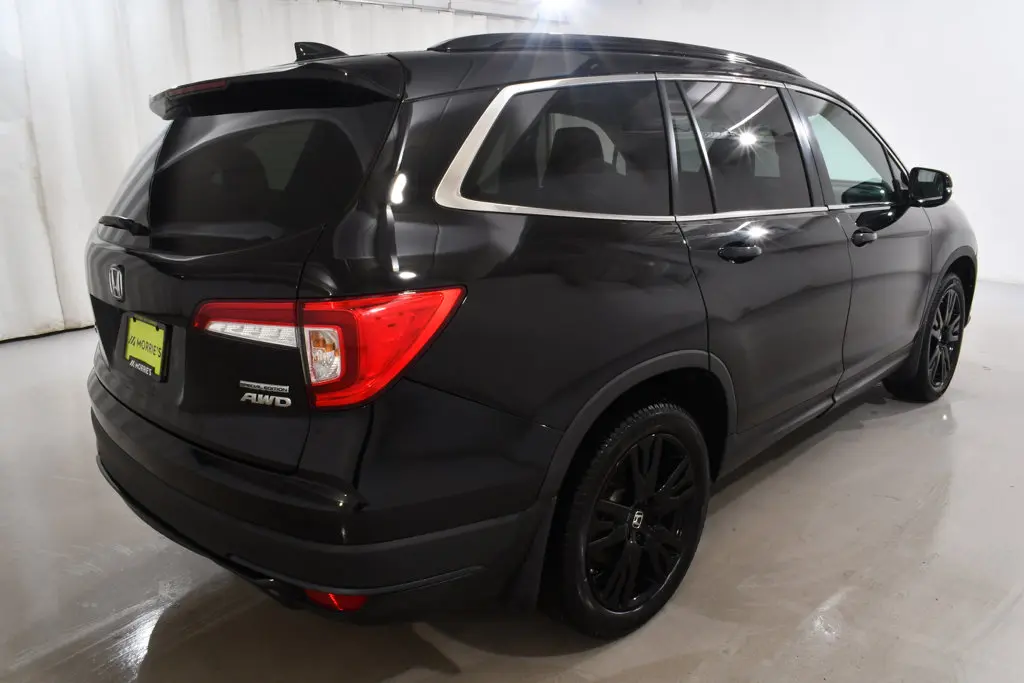 2022 Honda Pilot - $21,655
