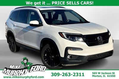 Photo of a 2022 Honda Pilot AWD SE 4DR SUV for sale