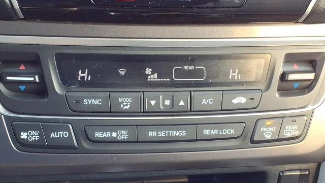 2022 Honda Pilot SE