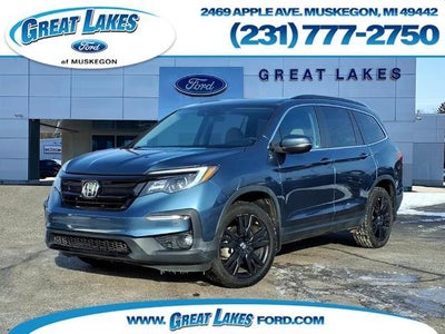 Photo of a 2022 Honda Pilot AWD SE 4DR SUV for sale