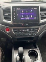 2018 Pilot Thumbnail 7