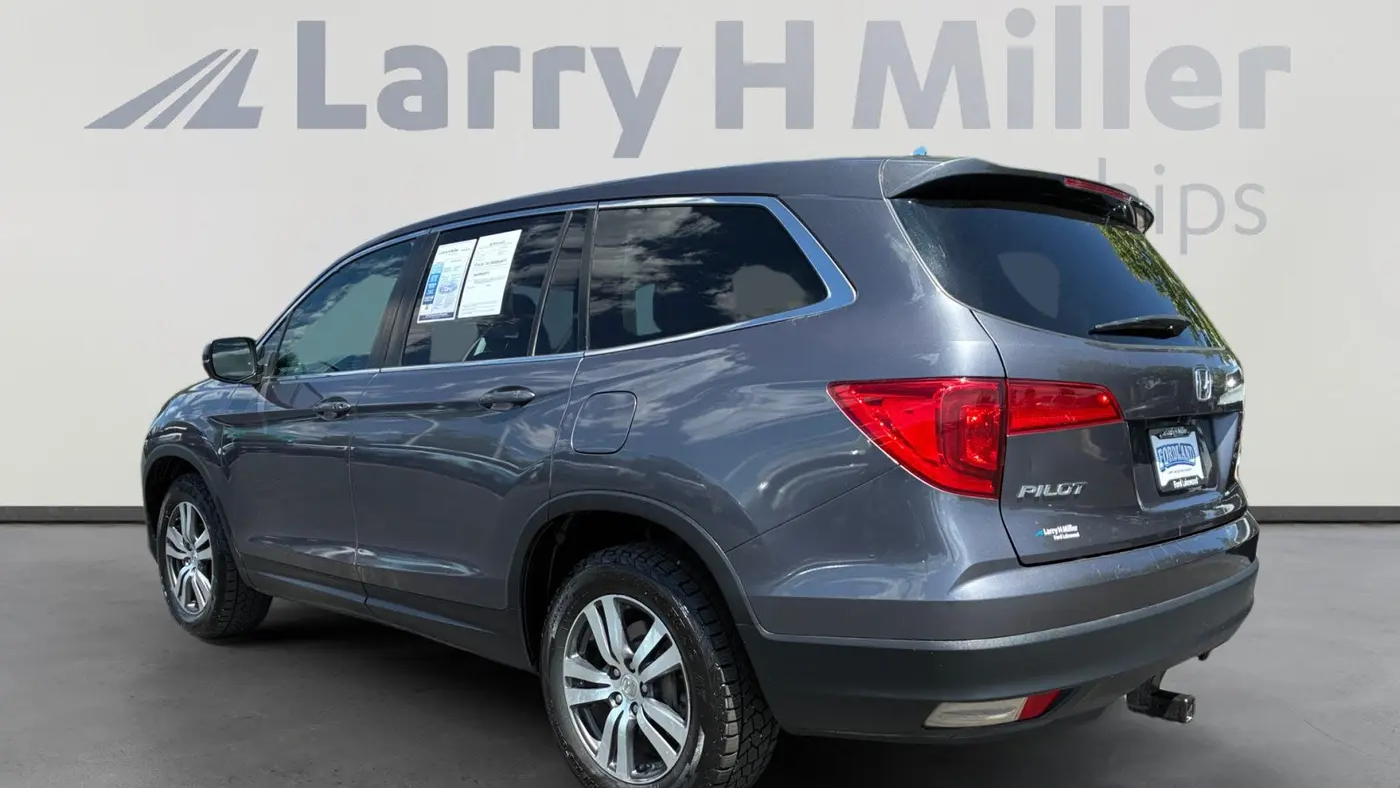 2017 Honda Pilot EX