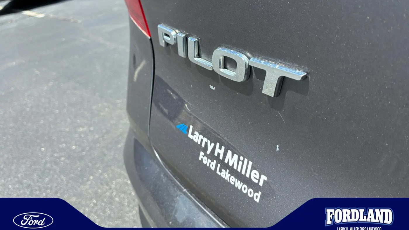 2017 Honda Pilot EX