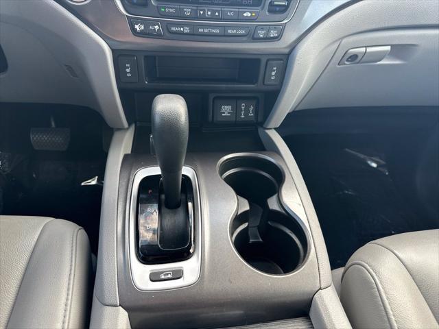2017 Honda Pilot - $15,398