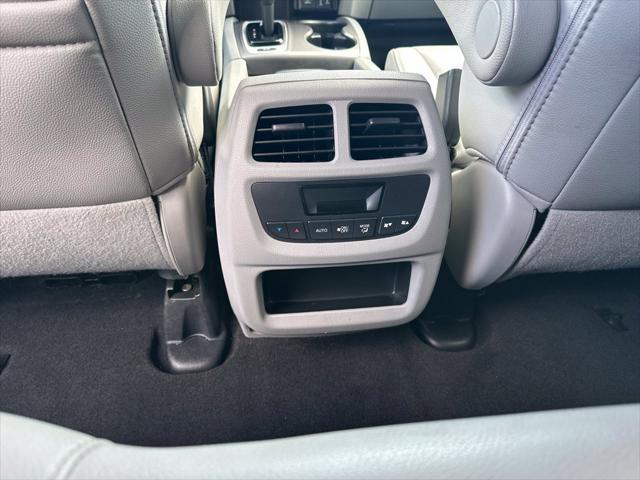 2017 Honda Pilot - $15,398