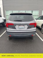 2017 Pilot Thumbnail 5