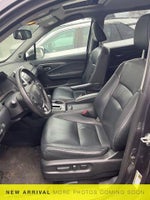 2017 Pilot Thumbnail 10