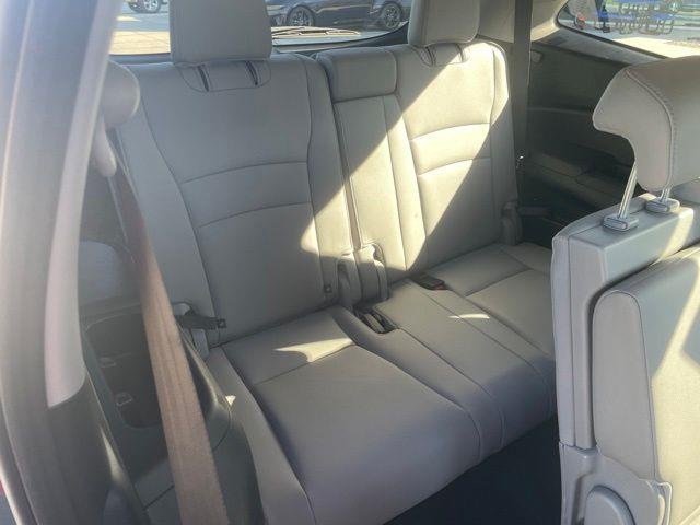 2017 Honda Pilot - $18,995