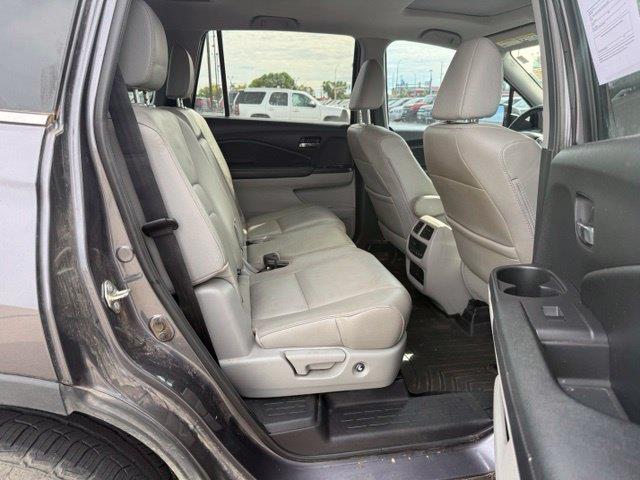 2017 Honda Pilot - $19,000
