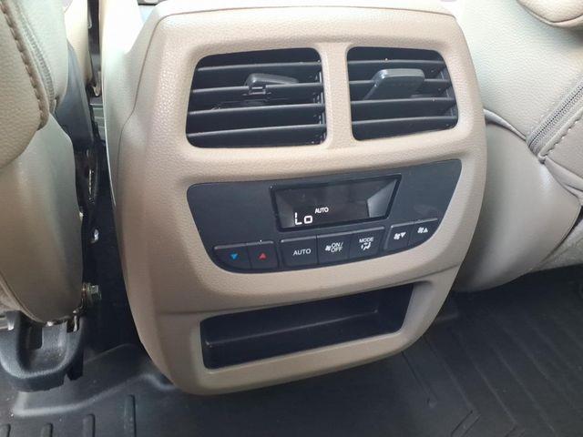 2017 Honda Pilot - $16,475