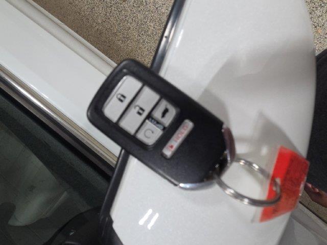 2021 Honda Pilot - $21,000