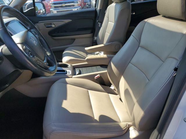 2017 Honda Pilot - $10,811