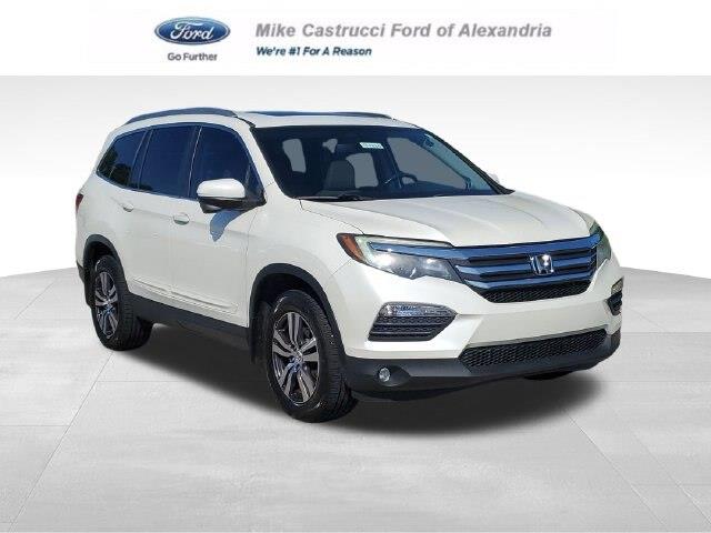2017 Honda Pilot - $9,987