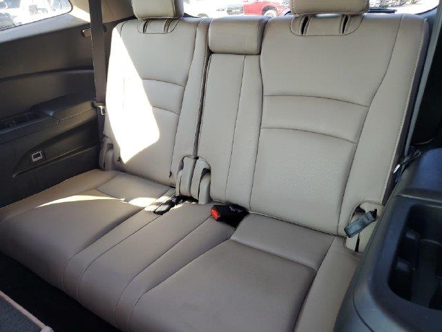 2017 Honda Pilot - $9,987