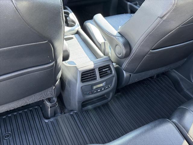 2016 Honda Pilot - $12,494