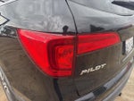 2017 Pilot Thumbnail 8