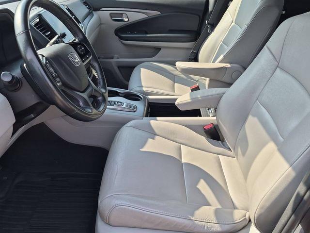2022 Honda Pilot - $26,300