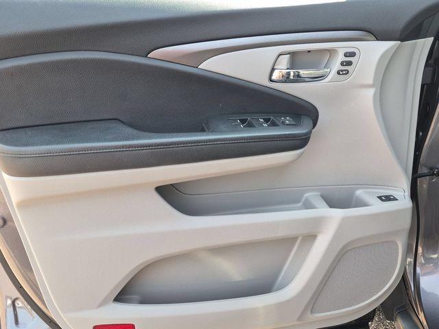 2022 Honda Pilot - $26,300