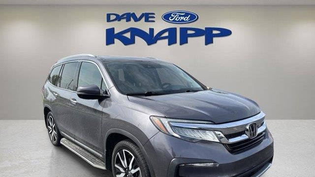 Preowned 2022 Honda Pilot Touring w/Rear Captain's Chairs for Sale