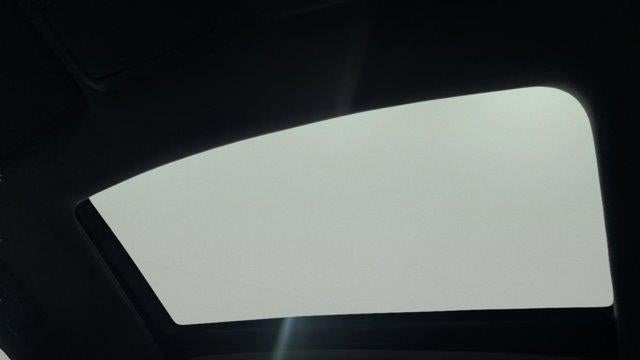 2022 Honda Pilot Touring w/Rear Captain's Chairs