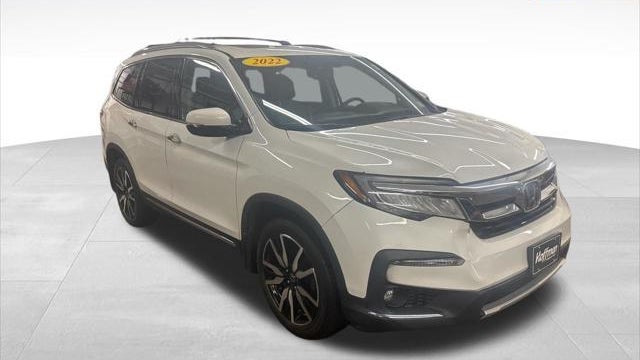 Preowned 2022 Honda Pilot Touring w/Rear Captain's Chairs for Sale