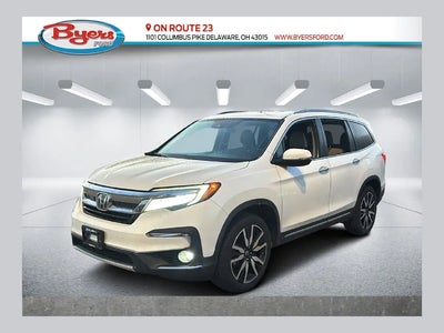 2019 Honda Pilot AWD Touring 4DR SUV W/REAR Captain's Chairs