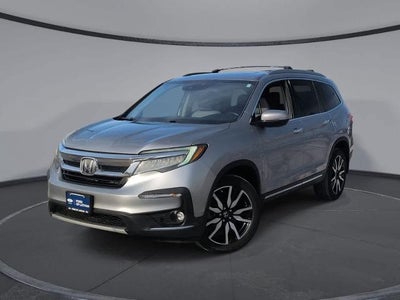 2020 Honda Pilot AWD Touring 4DR SUV W/REAR Captain's Chairs