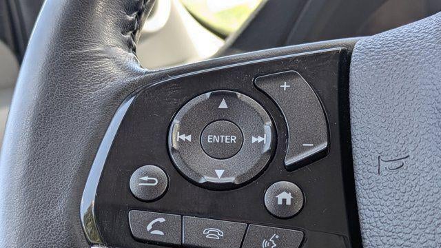 2019 Honda Pilot Touring w/Rear Captain's Chairs