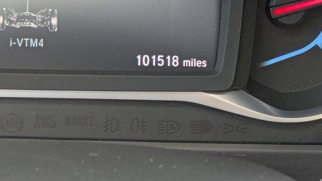 2019 Honda Pilot Touring w/Rear Captain's Chairs