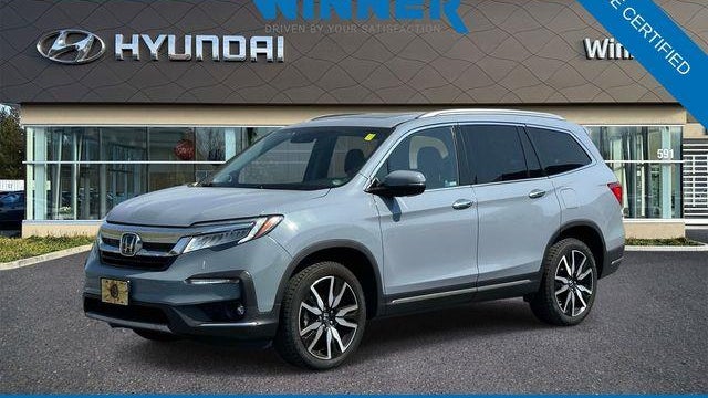 Preowned 2022 Honda Pilot Touring w/Rear Captain's Chairs for Sale