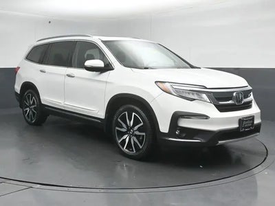 2022 Honda Pilot AWD Touring 4DR SUV W/REAR Captain's Chairs