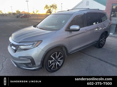 2020 Honda Pilot AWD Touring 4DR SUV W/REAR Captain's Chairs