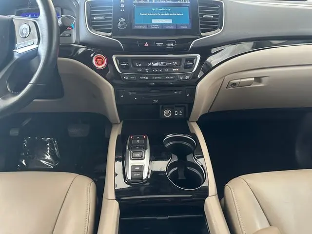2021 Honda Pilot - $23,600