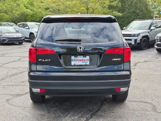 2017 Honda Pilot - $16,999