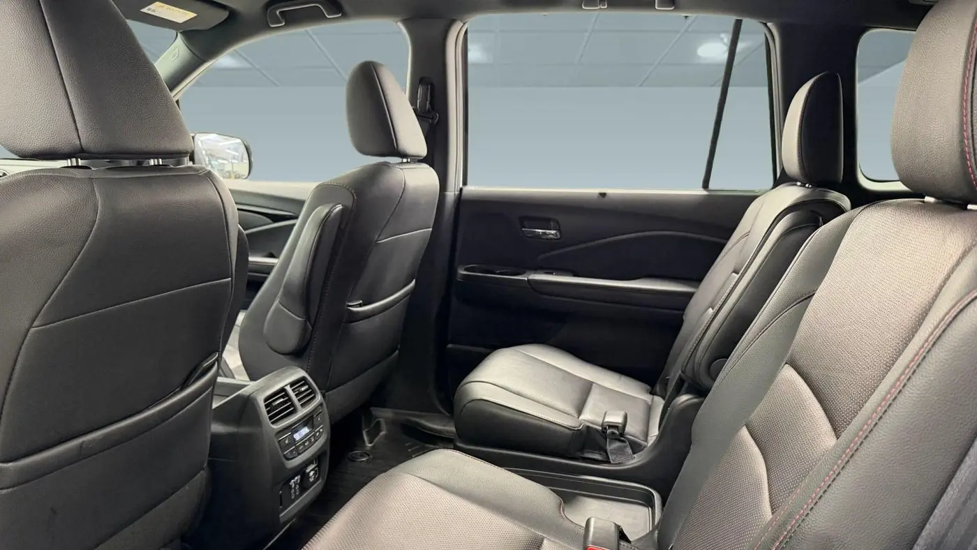 2022 Honda Pilot Black Edition