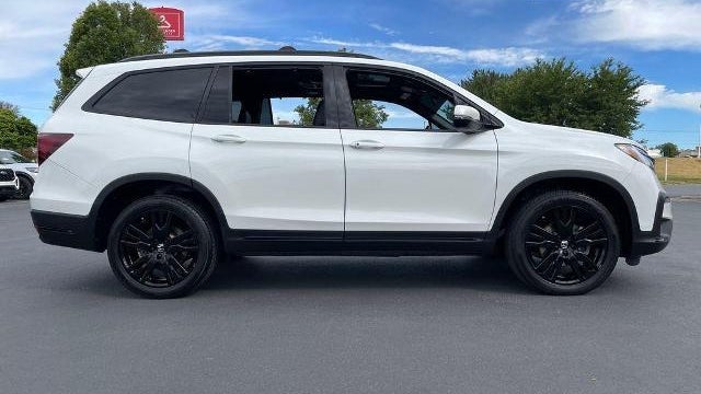 2022 Honda Pilot Black Edition