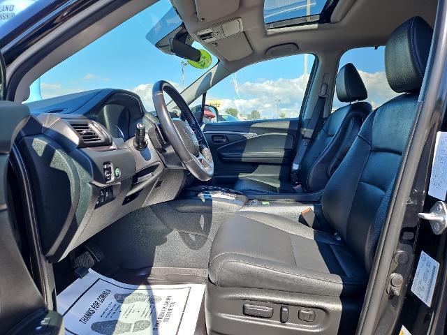 2022 Honda Pilot - $25,995