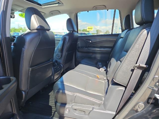 2022 Honda Pilot - $25,995