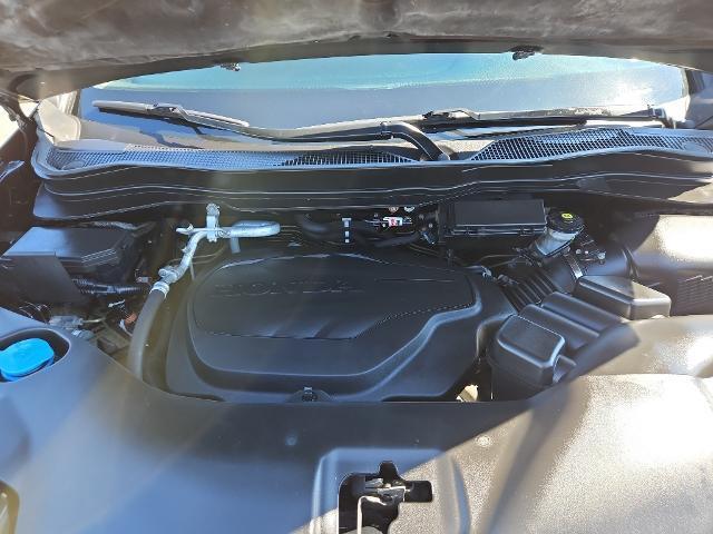 2022 Honda Pilot - $25,995