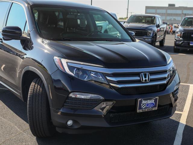 2017 Honda Pilot - $16,995