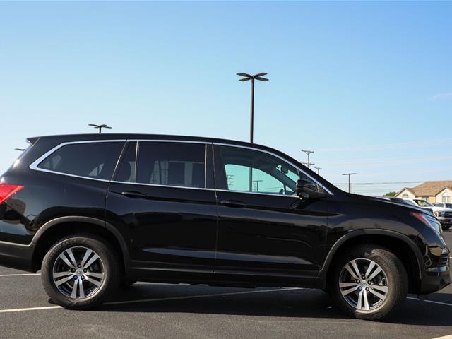 2017 Honda Pilot - $16,995