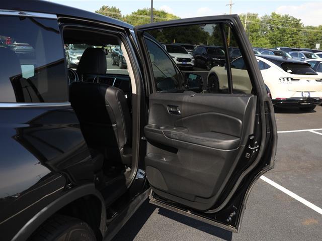 2017 Honda Pilot - $16,995