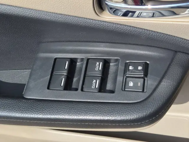 2016 Honda Pilot - $14,000